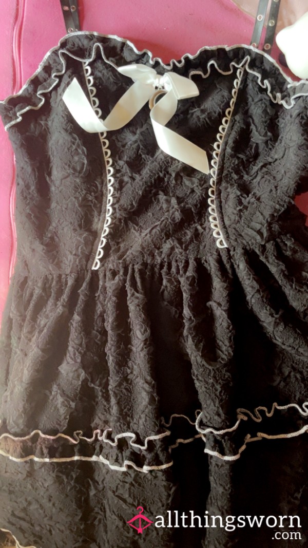 (L-XL) Black And White Gothic Ruffled Mini Dress