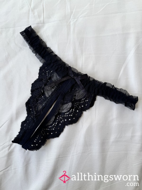 Lace Crotchless Thong, 48hr Wear 🖤