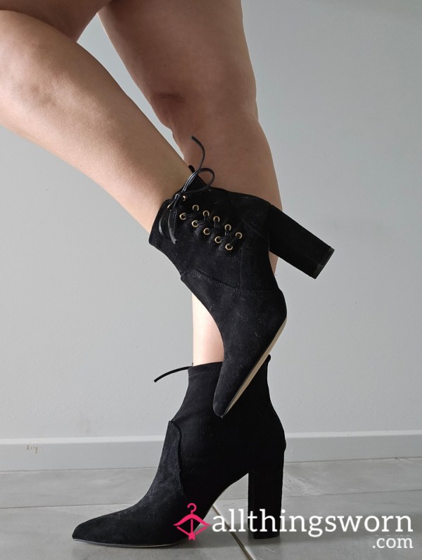 Lace Up Side Pointed Toe Boots 🔥