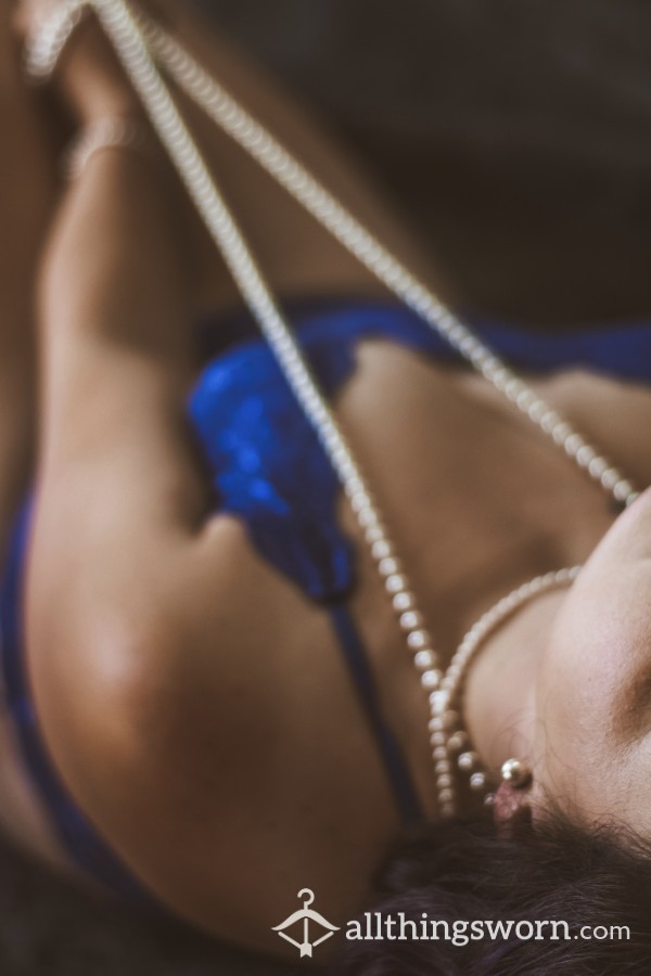 Lacy Blue Boudoir Shoot