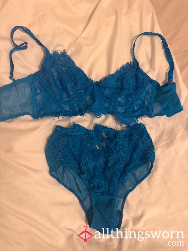 Lacy Bra & Fullback Panty Set Sz 12