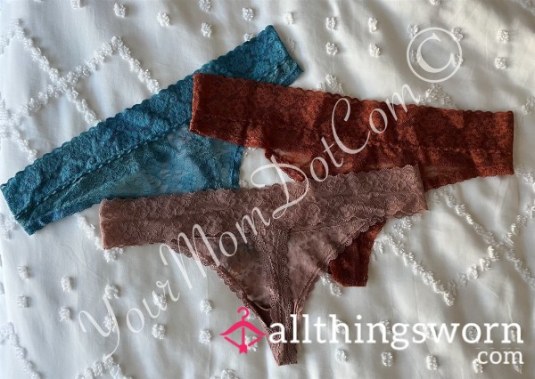 🩲 Lacy Thongs