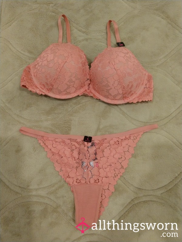 Lacy Pink Bra And Panty Set