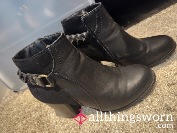 Ladies Black Boots