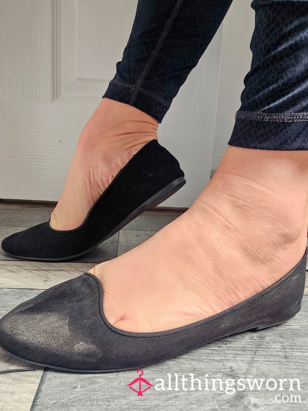 Ladies Stinking Smelly Flats - Flat Work Shoes For You Foot Fetish Buyers