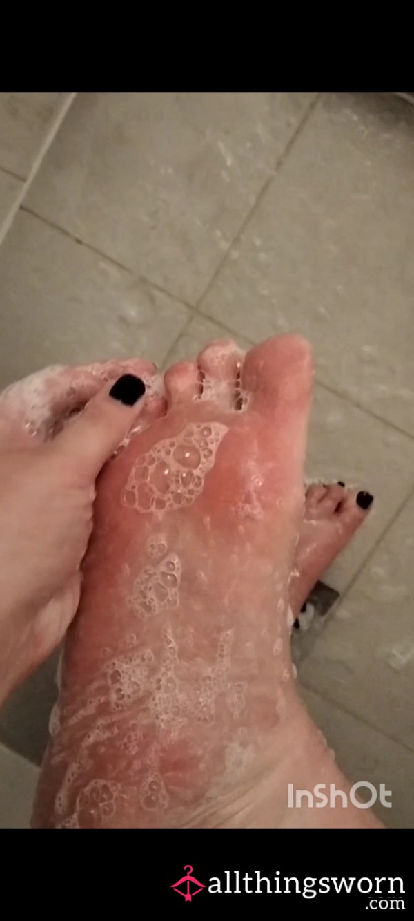 Lathering Up My Feet In The Shower For Two Minutes 💓👣