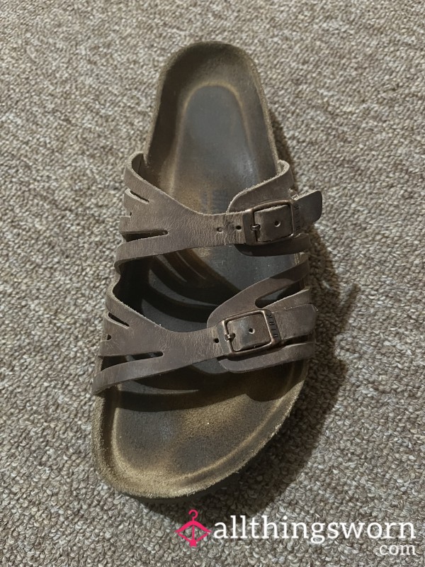 🦋 LEFT ONLY! Well Worn W/ Toe Prints Birkenstock Granada Leather Sandals / Shoes 🦋