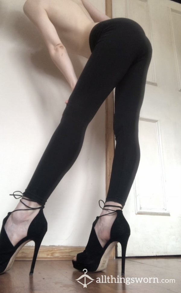 SOLD 💕 Black Cotton Leggins 💋