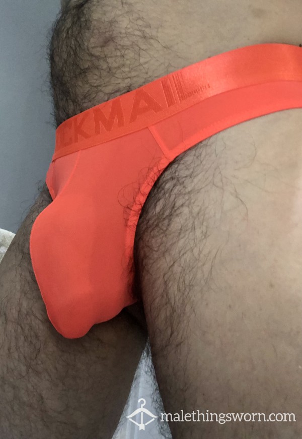 🍑🍆 Arse And C*ck In Thong Pics🔥