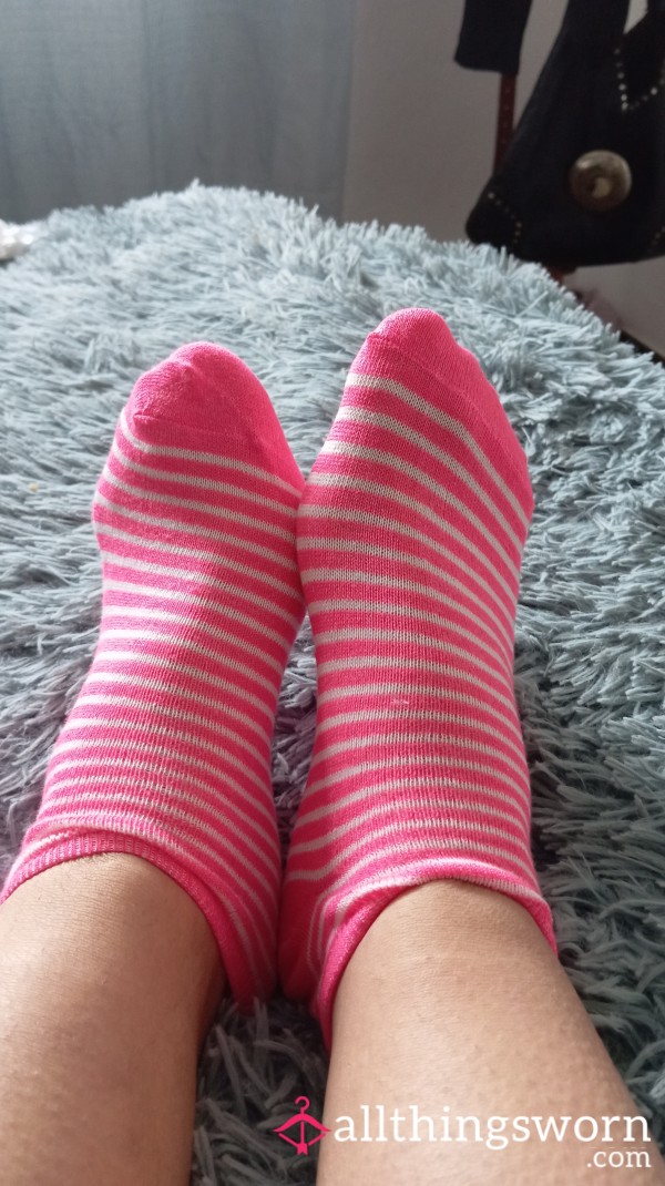 Let's Make These Cute Cotton Socks Super Smelly For You