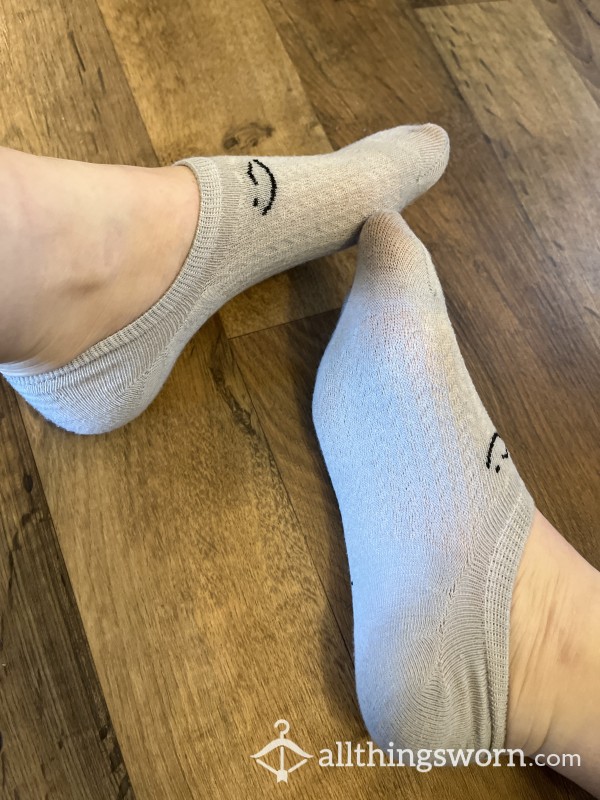 Light Blue No Show Socks