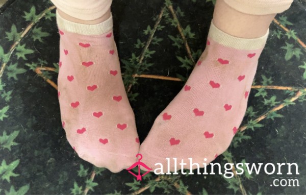 🎀 Light Pink Ankle Socks 🧦 With Pink Hearts 🩷