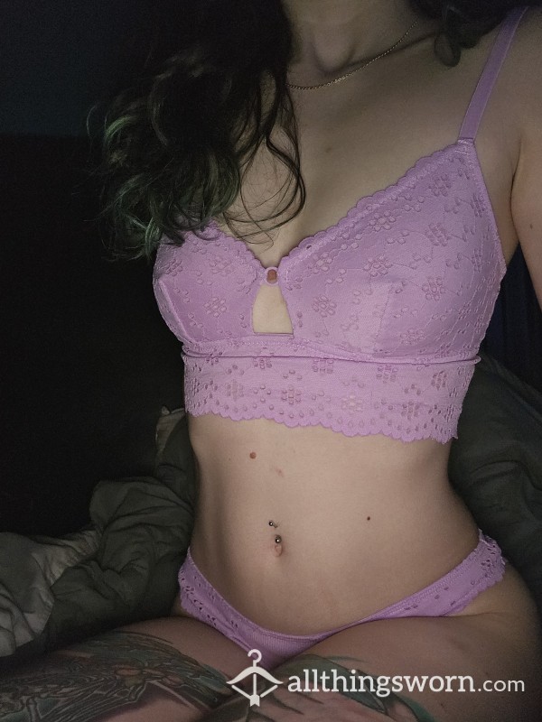 Lilac Lace Set