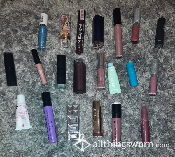 Lipstick/lip Balm/lip Gloss/ Lip Scrub