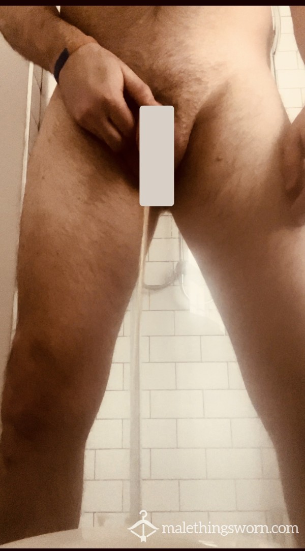 Long “toilet POV” Morning Pi*s