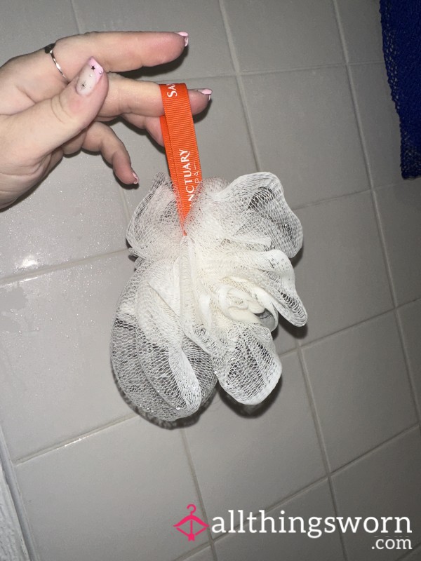 Loofah Shower Time