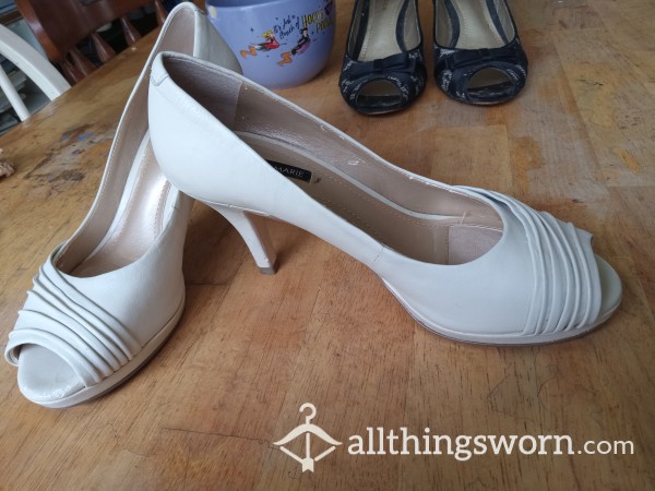 Love Tiny Feet? Size 5 1/2 Cream Open Toe Heels