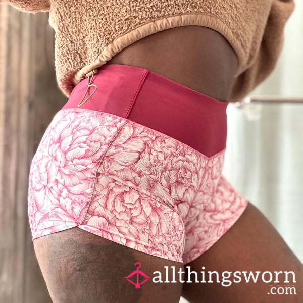 Lululemon Run Times Short II - Flor*l Bloom White Star Ruby / Star Ruby ( W/ Panty Built Inside )