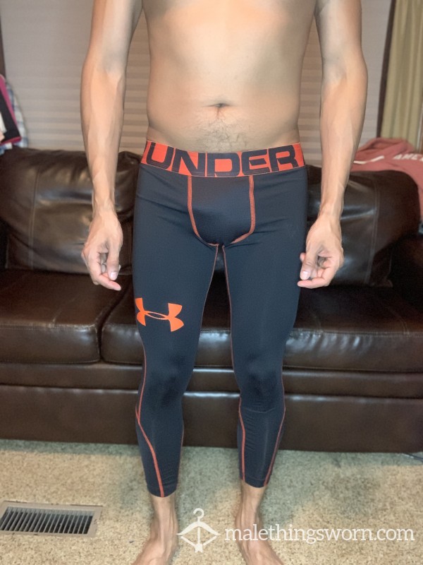 SOLD.M UA Orange/black Tights