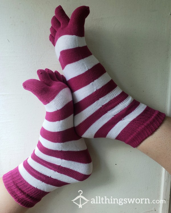 Magenta & White Stripes Toe Socks💕