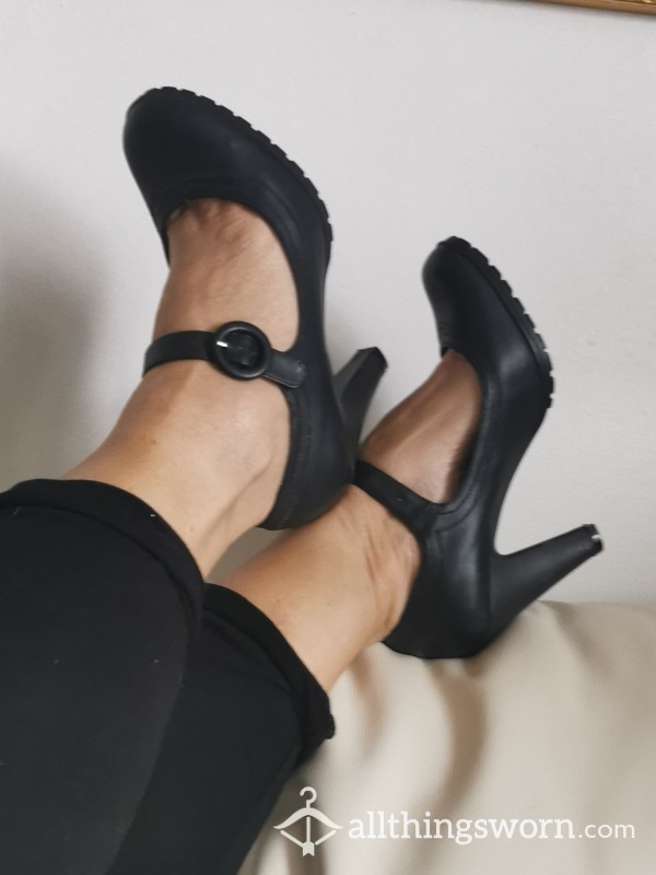 Mary Jane Style Black Shoe's Worn To Work. S**y Shoe's Who Wants These 💯👠👠 £25.