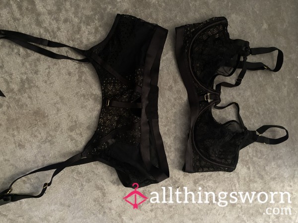 Matching Bra And Suspender Belt Ann Summers