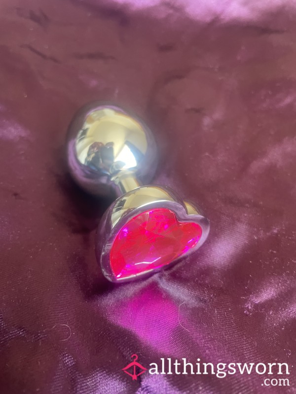 Medium Used Metal Bu*t Plug With Pink Heart Gem