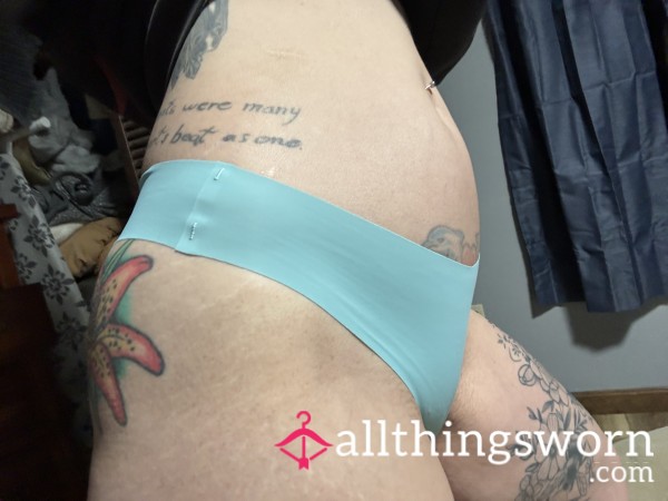 Medium Mint Seamless Thong