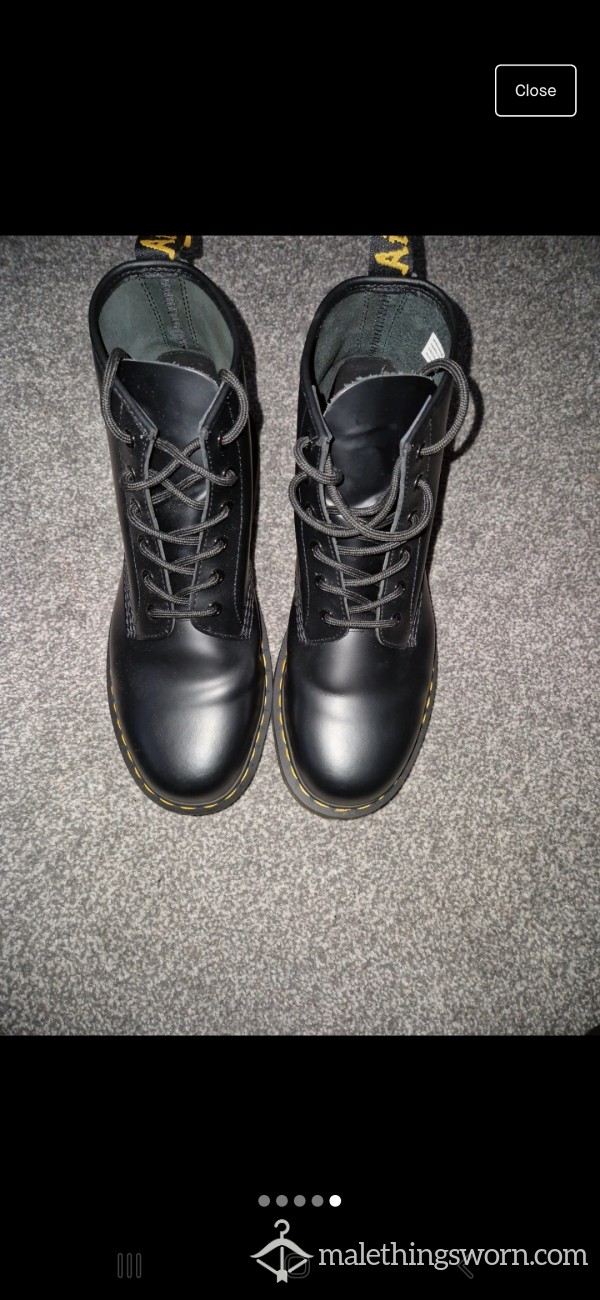 Mens Doc Martens Size 9