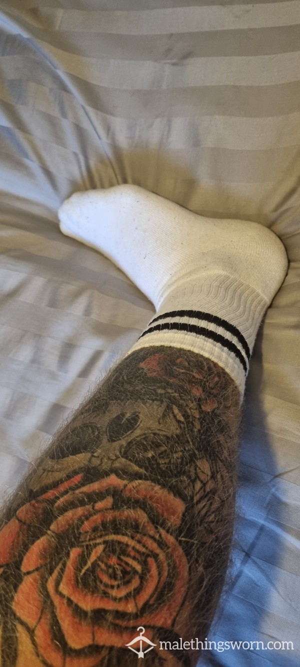 Mens White Sweaty Socks