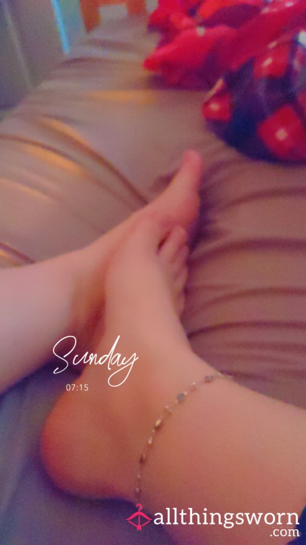 Morning Feet Rubs 🦶🏻