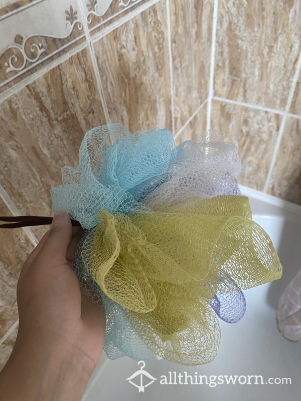 Multicoloured Loofah