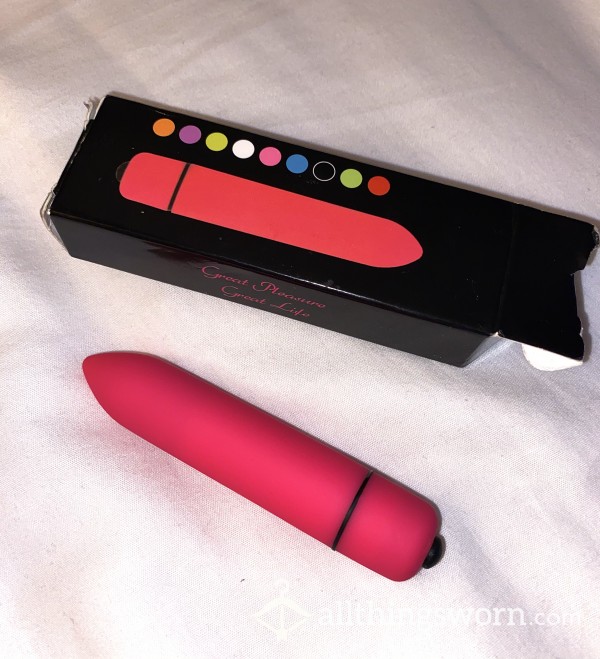 My First Ever Pink Vibrator!💗