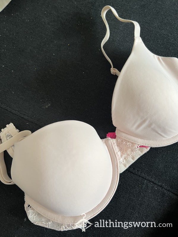 My Pretty Pink Bra