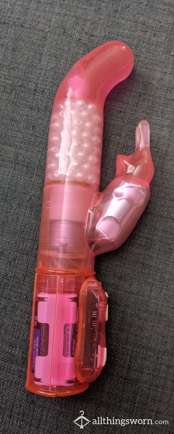 My Very First Di**o/vibrator From Highschool 😉😉