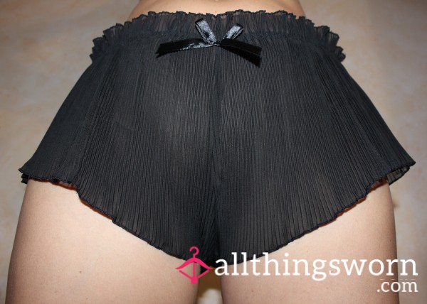 N°156 - Very Light Black Shorts