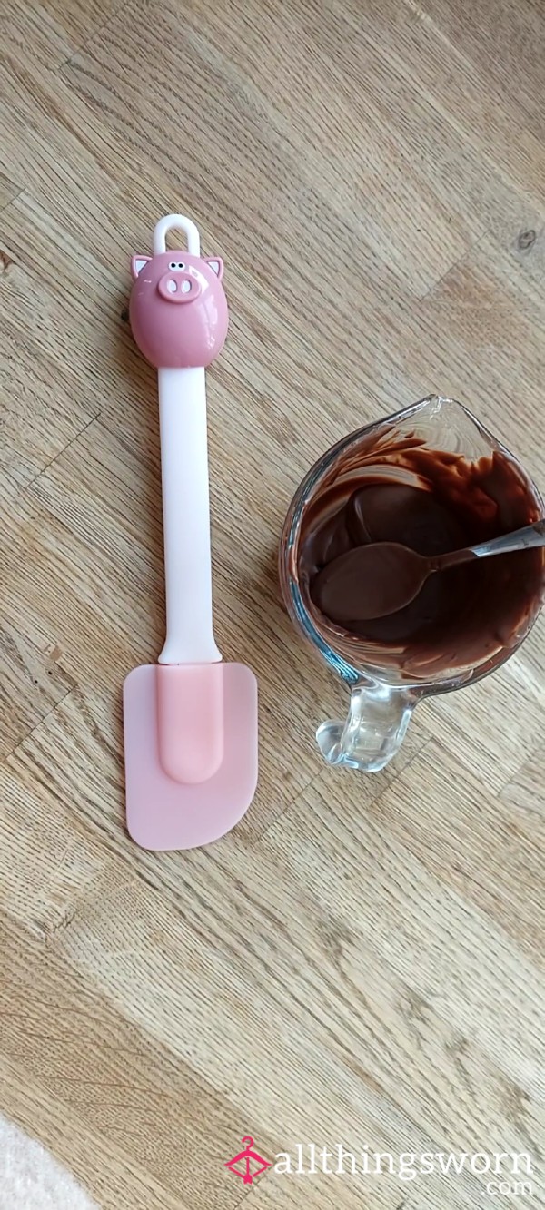 Naughty Piggy Spatula Dipped In Chocolate