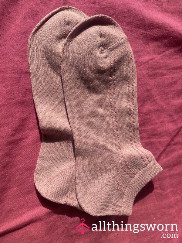 New Pink No Show Ankle Socks