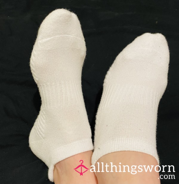 New White Ankle Socks Ready To Get Dirty For You 💋