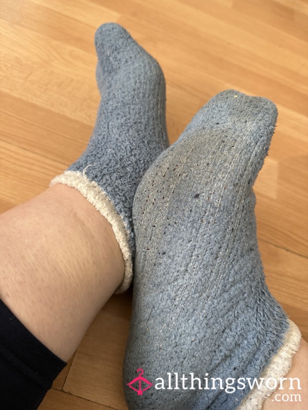 Nice And Fluffy Size 8 Socks