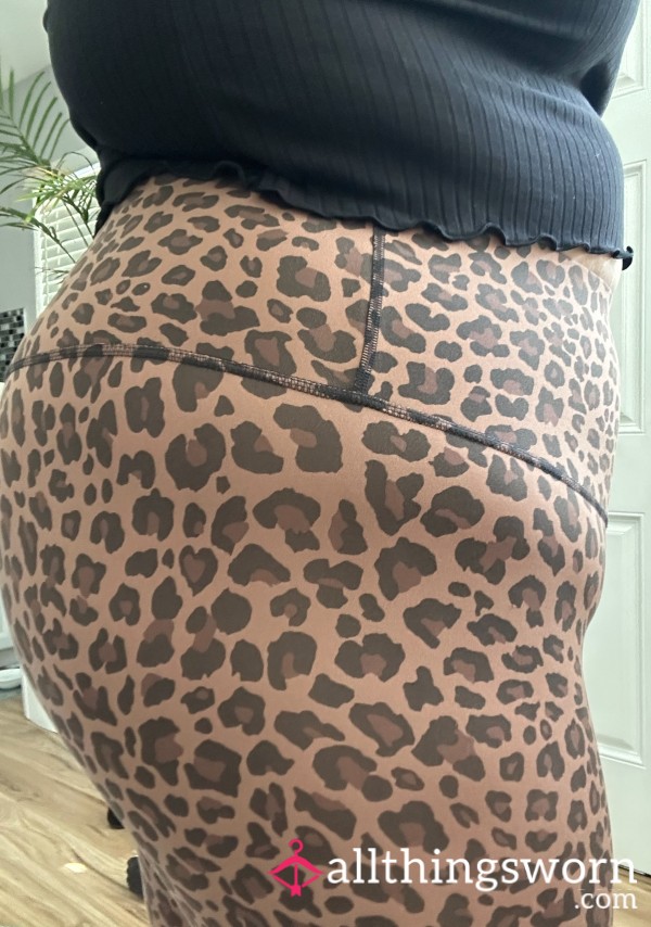 NIKE CHEETAH DRI FIT LEGGINGS