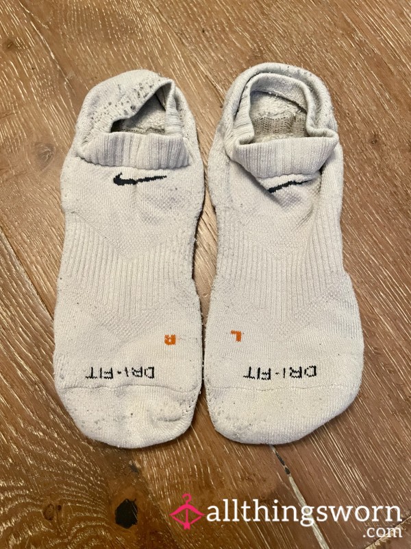 Nike Dri-fit Socks: Falling Apart!