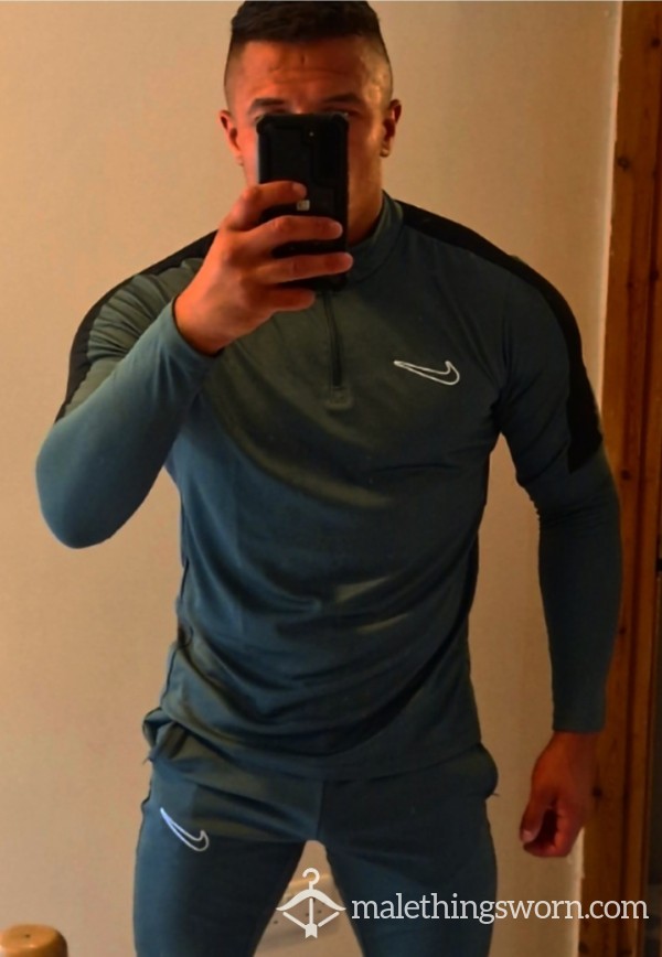 NIKE SKIN TIGHT SUMMER TRACKSUIT