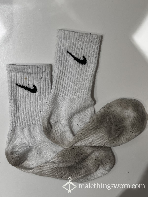 SOLD 💦 Nike Sox 5 Day Wear