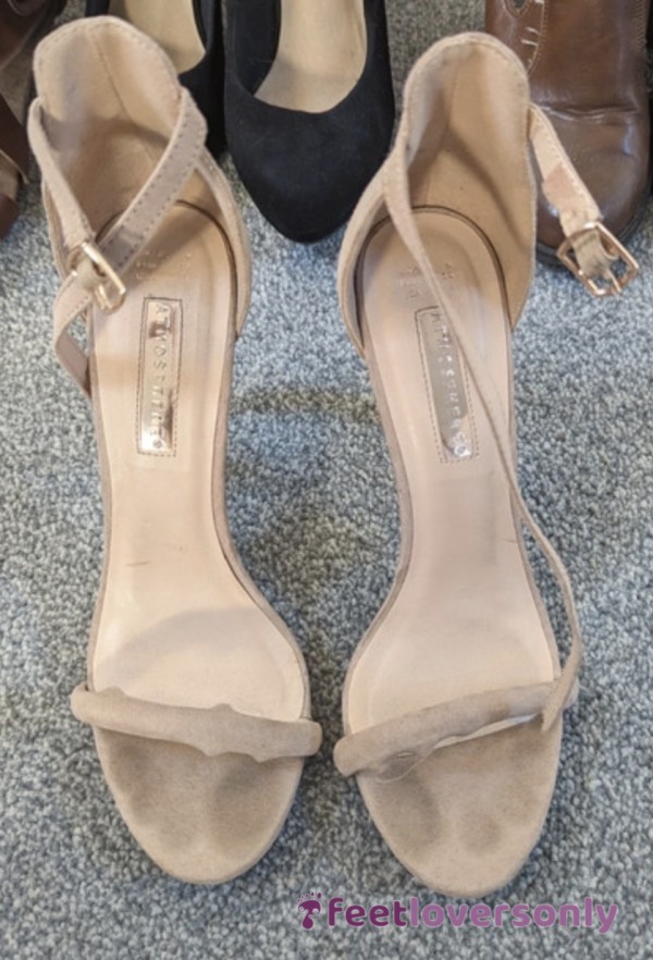 Nude Heels Size 5