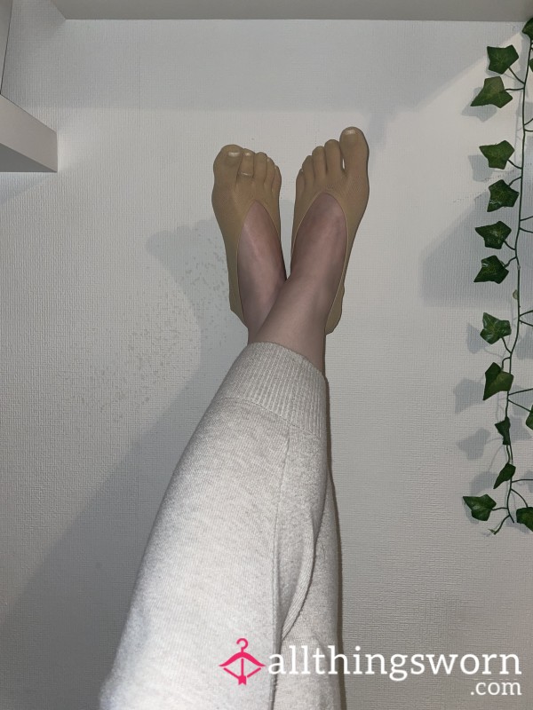 Nude, Nylon Toe Socks