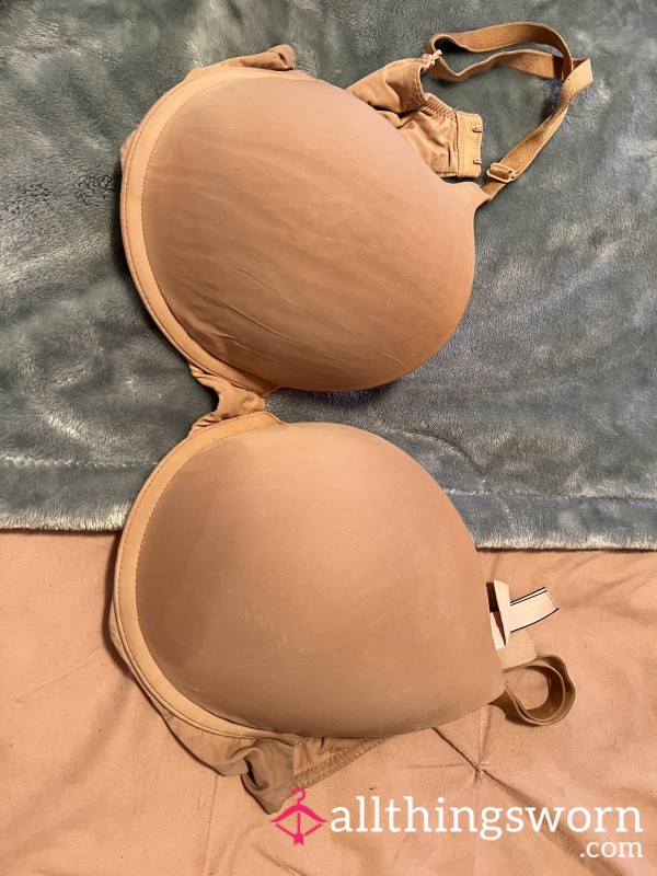 Old AF 😉💦 SWEATY DIRTY Bra 34DD