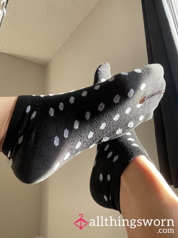 Old Black Polka Dot Socks 🧦