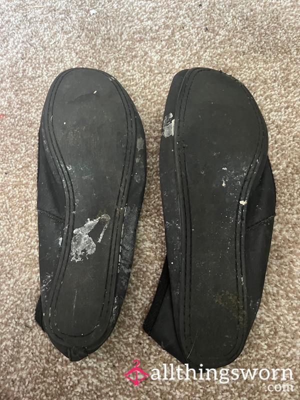 Old Black Worn Office Shoes