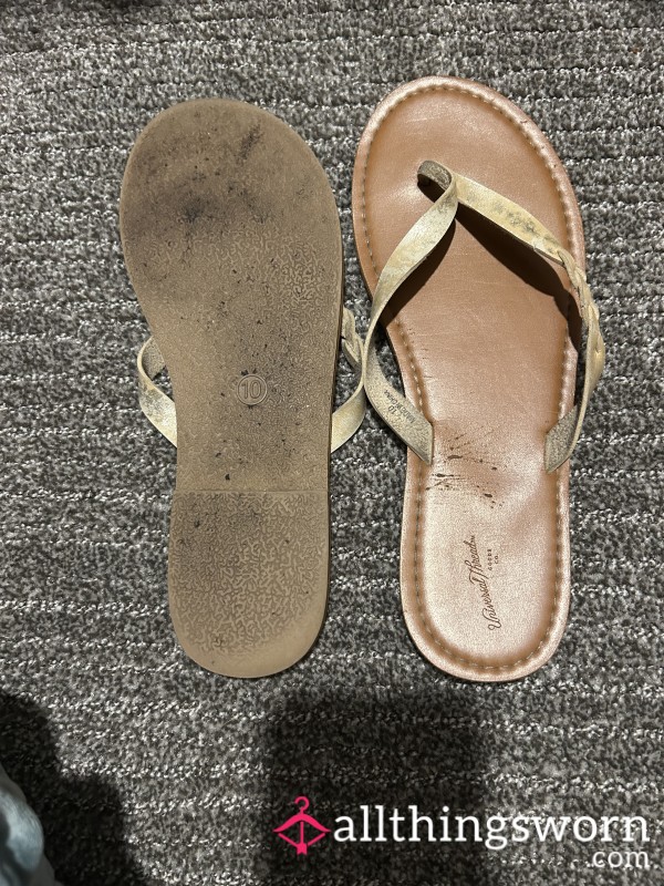 OLD Gold Flipflops